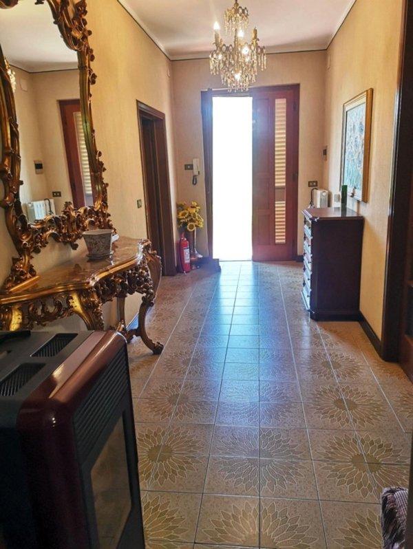 casa indipendente in affitto a Montecarlo
