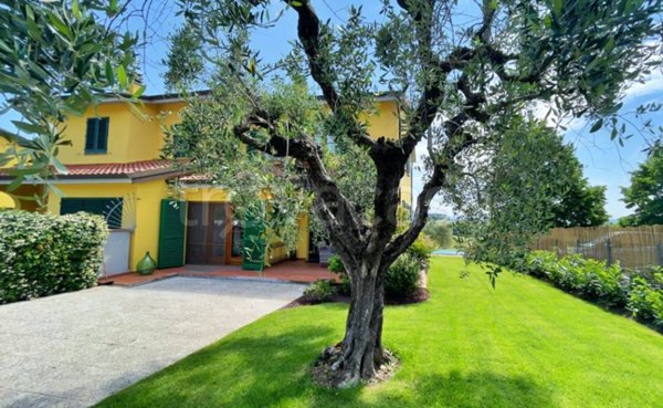 casa indipendente in affitto a Montecarlo