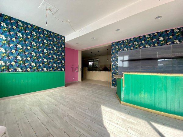 negozio in affitto a Montecarlo