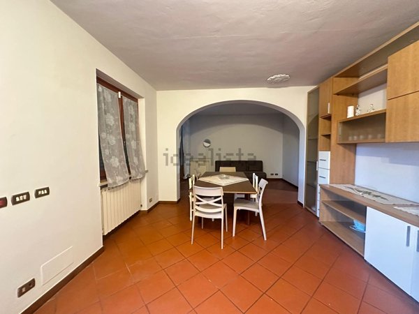 casa indipendente in affitto a Montecarlo