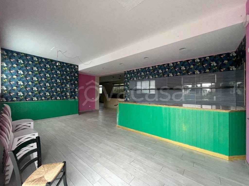 negozio in affitto a Montecarlo