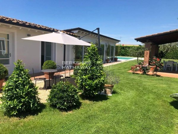 appartamento in affitto a Pietrasanta