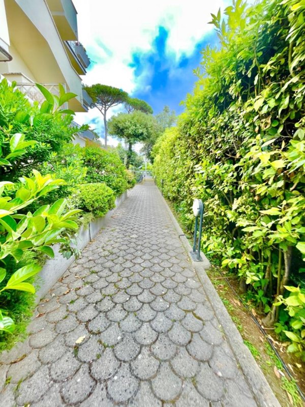 appartamento in affitto a Pietrasanta in zona Marina di Pietrasanta