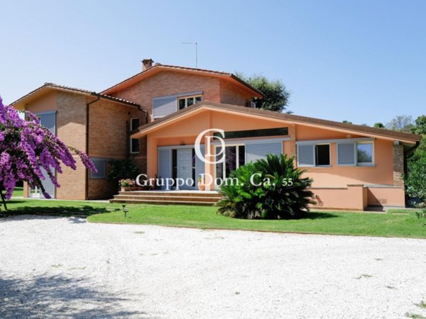 casa indipendente in affitto a Pietrasanta in zona Vignone