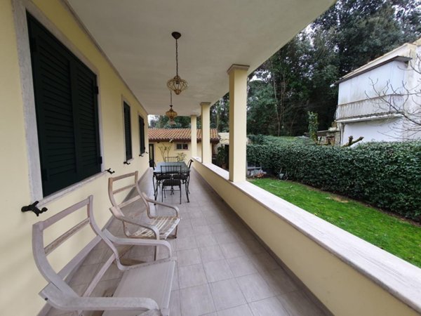 casa indipendente in affitto a Pietrasanta in zona Tonfano