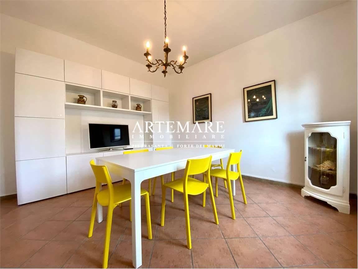casa indipendente in affitto a Pietrasanta in zona Tonfano