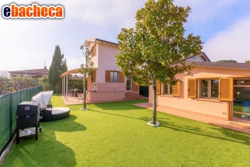 casa indipendente in affitto a Pietrasanta