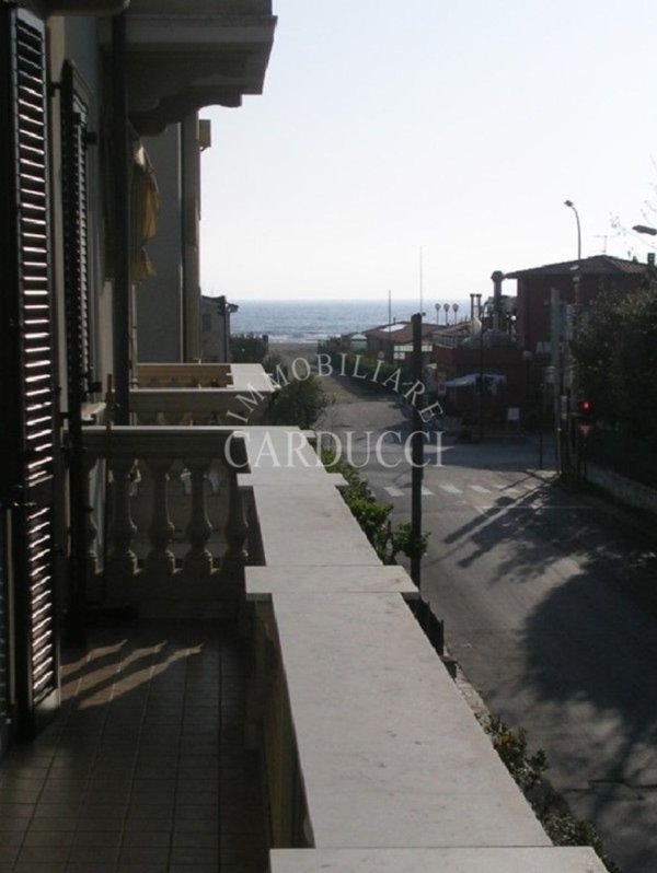appartamento in affitto a Pietrasanta in zona Marina di Pietrasanta