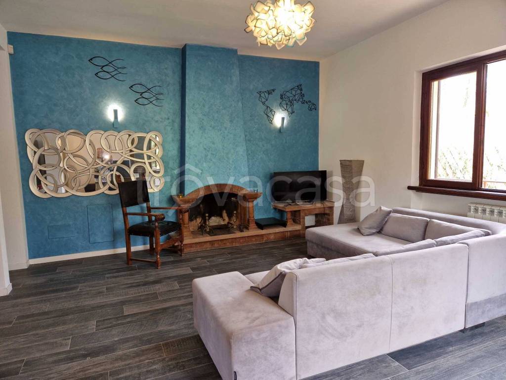casa indipendente in affitto a Pietrasanta in zona Marina di Pietrasanta