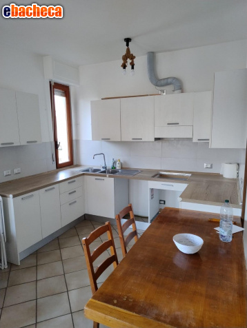 casa indipendente in affitto a Pietrasanta in zona Tonfano