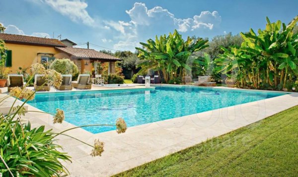 casa indipendente in affitto a Pietrasanta