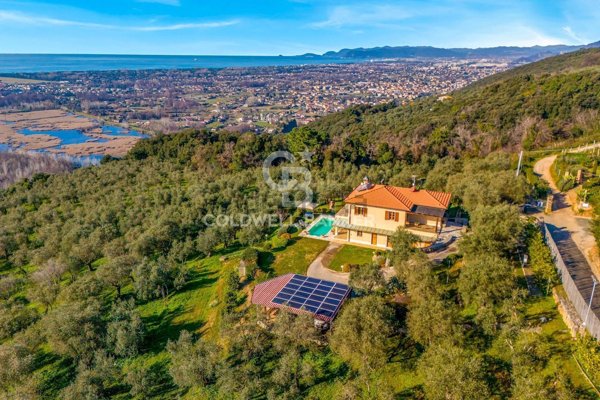 casa indipendente in affitto a Pietrasanta