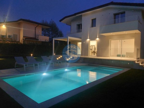 casa indipendente in affitto a Pietrasanta in zona Marina di Pietrasanta
