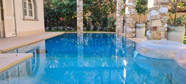 casa indipendente in affitto a Pietrasanta in zona Fiumetto