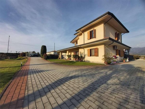 casa indipendente in affitto a Pietrasanta in zona Focette