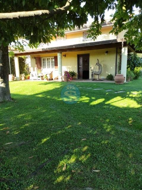 casa indipendente in affitto a Pietrasanta
