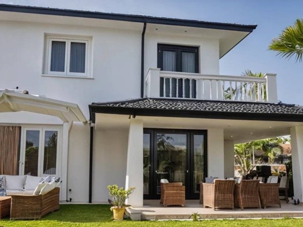 casa indipendente in affitto a Pietrasanta in zona Marina di Pietrasanta