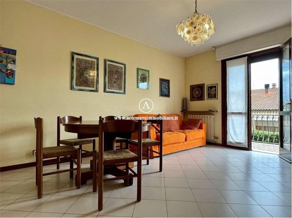 appartamento in affitto a Pietrasanta in zona Tonfano