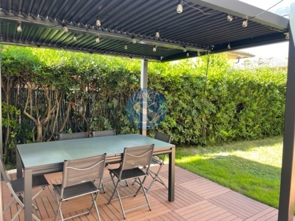 casa indipendente in affitto a Pietrasanta in zona Fiumetto