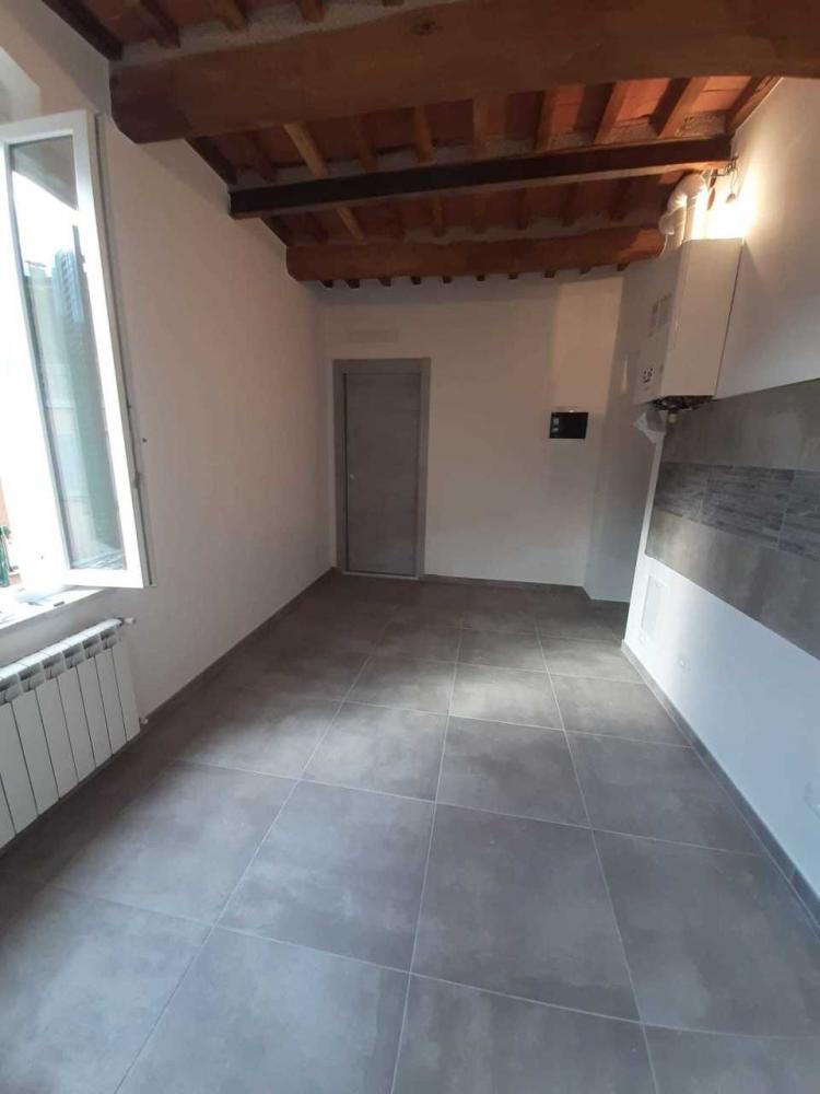 appartamento in affitto a Pietrasanta