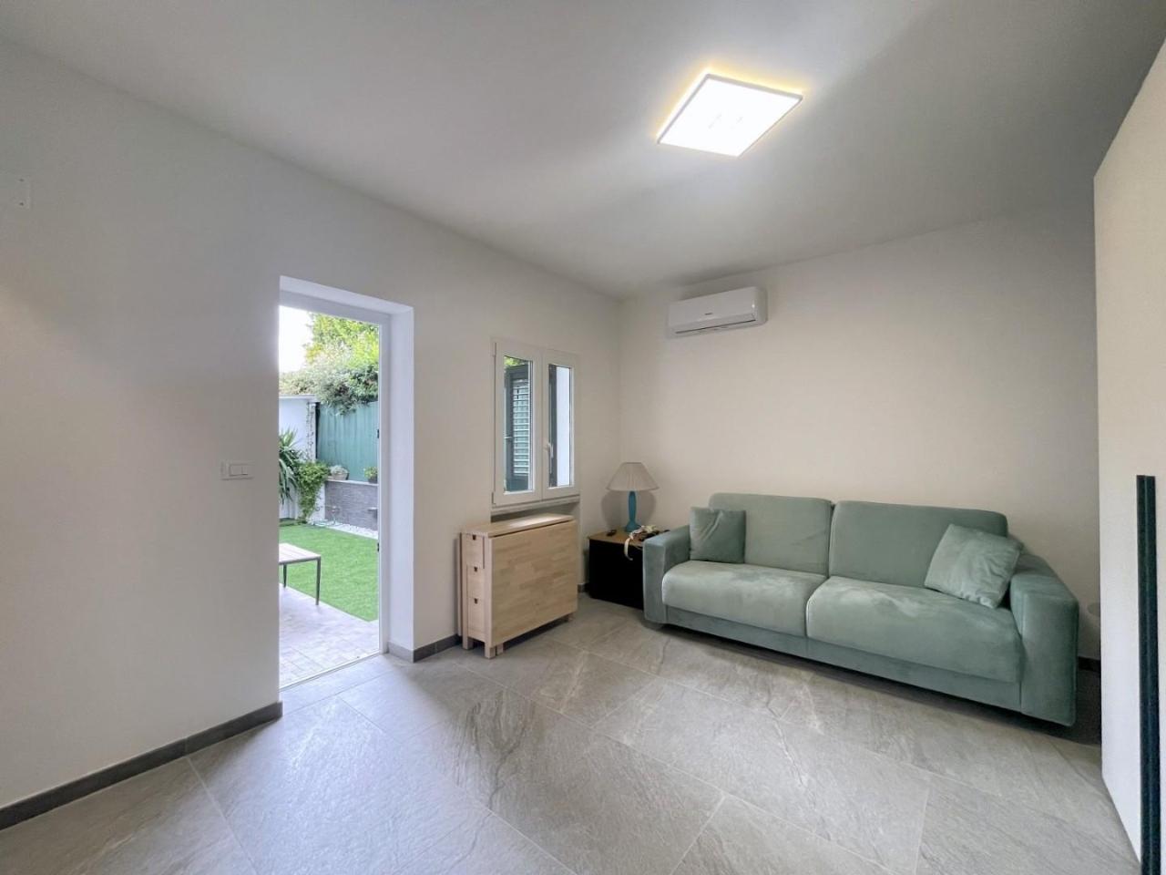 casa indipendente in affitto a Pietrasanta in zona Fiumetto