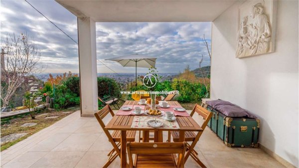 casa indipendente in affitto a Pietrasanta