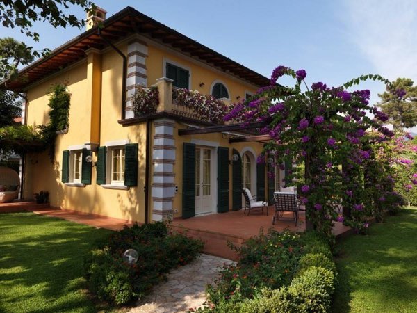 casa indipendente in affitto a Pietrasanta in zona Vignone