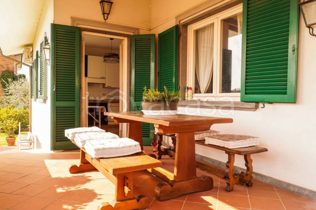 casa indipendente in affitto a Pietrasanta in zona Fiumetto