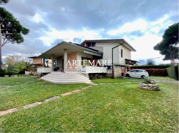 casa indipendente in affitto a Pietrasanta in zona Marina di Pietrasanta