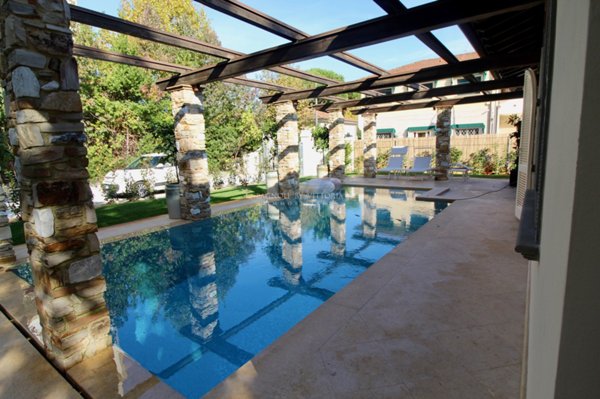 casa indipendente in affitto a Pietrasanta