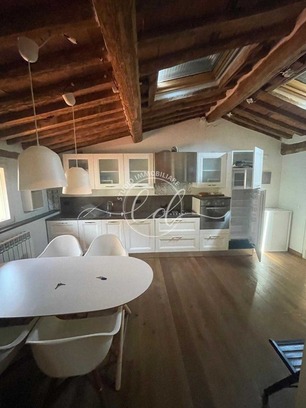 appartamento in affitto a Pietrasanta