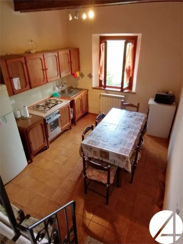 casa indipendente in affitto a Pietrasanta in zona Pozzodonico