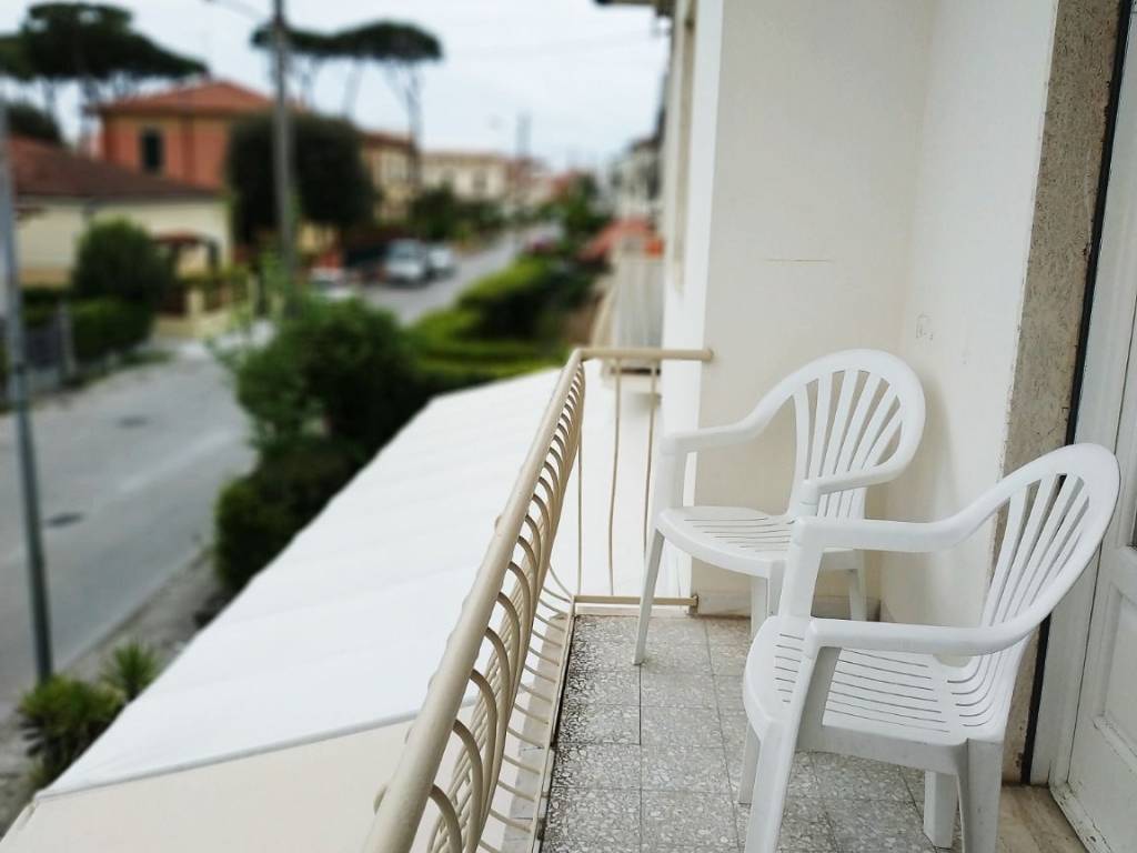 appartamento in affitto a Pietrasanta in zona Tonfano