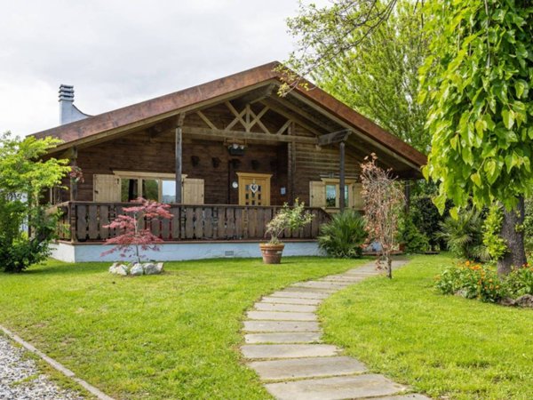 casa indipendente in affitto a Pietrasanta