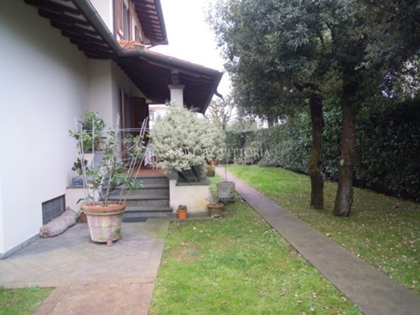 casa indipendente in affitto a Pietrasanta in zona Marina di Pietrasanta