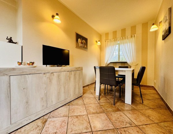 casa indipendente in affitto a Pietrasanta in zona Fiumetto