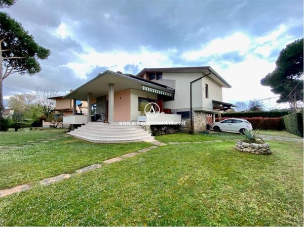 casa indipendente in affitto a Pietrasanta in zona Marina di Pietrasanta