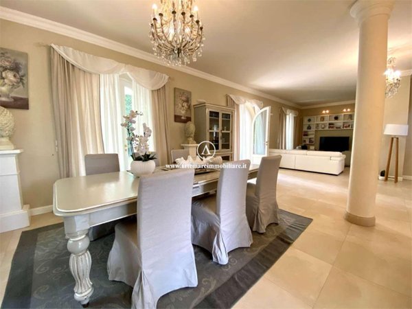casa indipendente in affitto a Pietrasanta in zona Marina di Pietrasanta