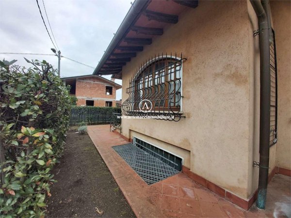 casa indipendente in affitto a Pietrasanta
