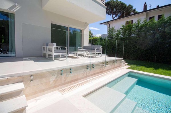 casa indipendente in affitto a Pietrasanta in zona Marina di Pietrasanta