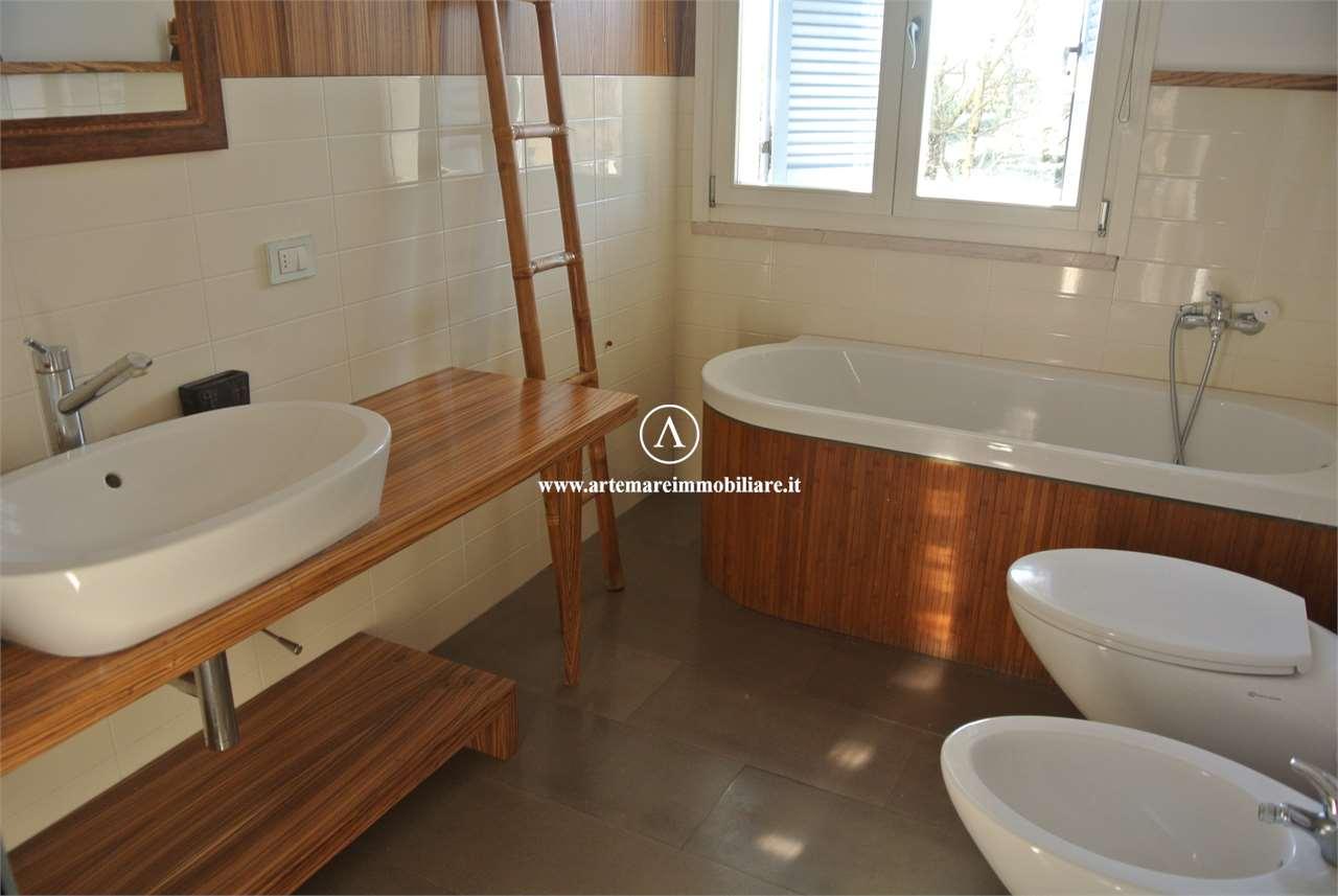 casa indipendente in affitto a Pietrasanta in zona Marina di Pietrasanta