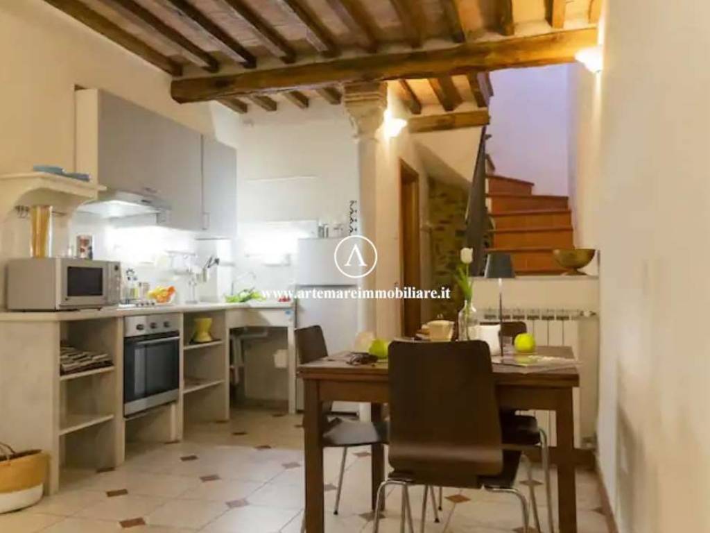 appartamento in affitto a Pietrasanta