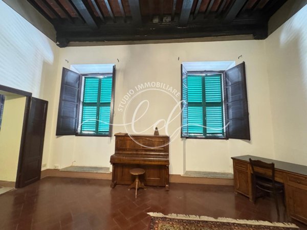 appartamento in affitto a Pietrasanta