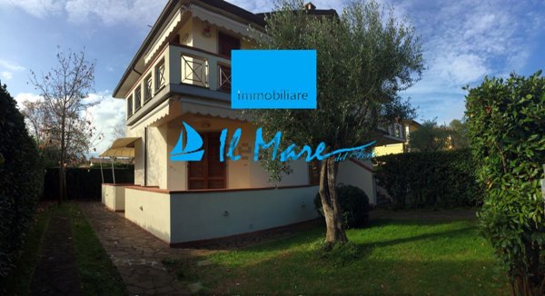 casa indipendente in affitto a Pietrasanta in zona Fiumetto