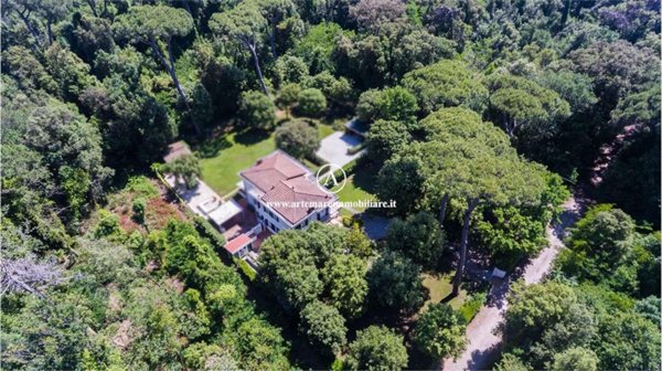 casa indipendente in affitto a Pietrasanta