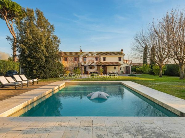 casa indipendente in affitto a Pietrasanta