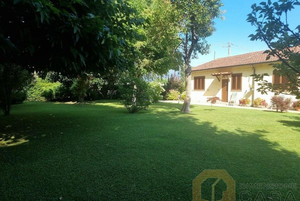 casa indipendente in affitto a Pietrasanta