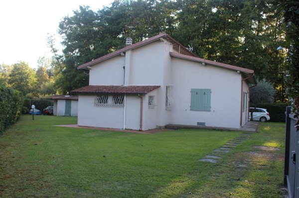 casa indipendente in affitto a Pietrasanta
