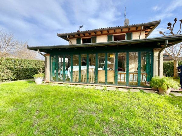 casa indipendente in affitto a Pietrasanta