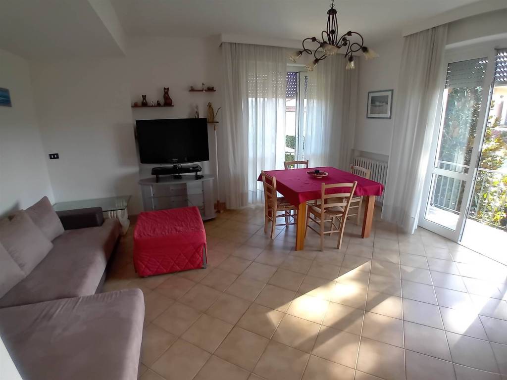 appartamento in affitto a Pietrasanta in zona Focette